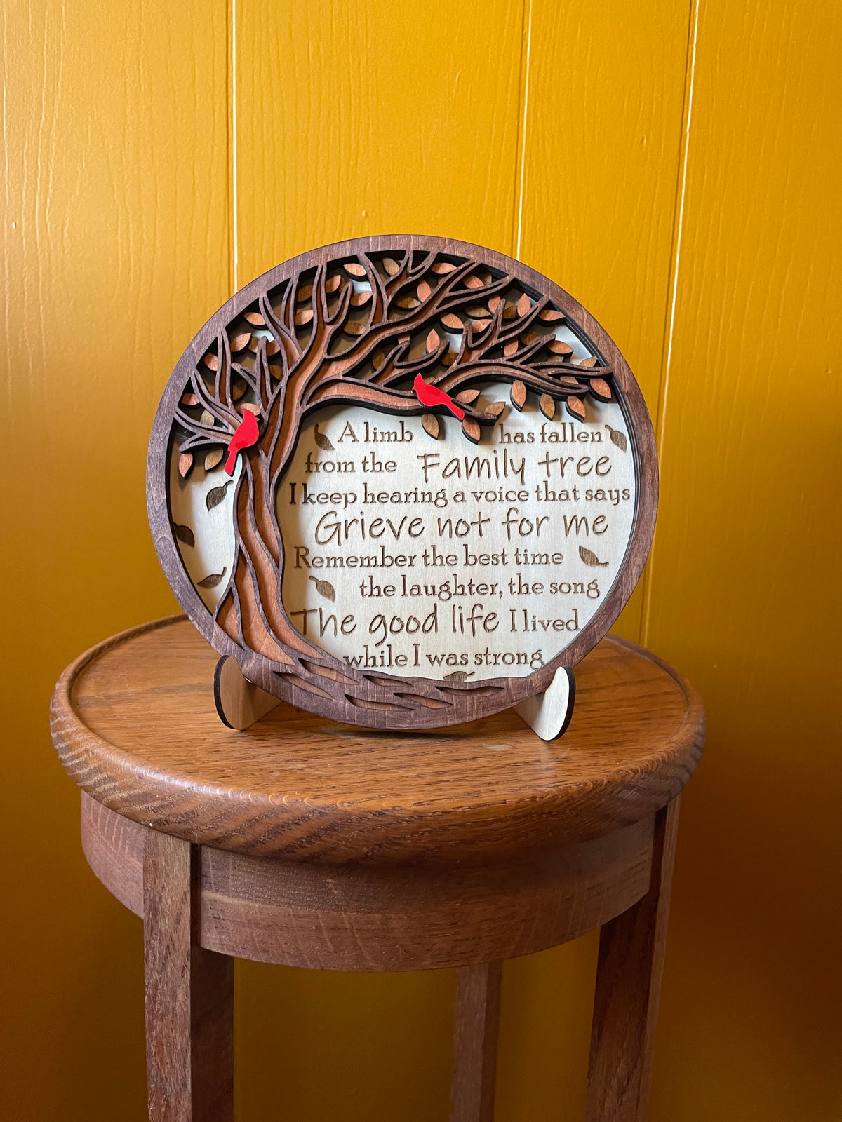 In Loving Memory – Layered Family Tree Memorial